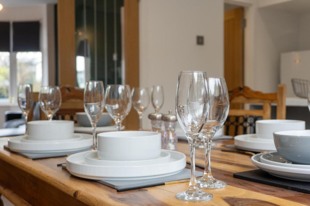 Sheldon House 3 Bed Cosy Home Nr Jlr & Nec Exterior photo